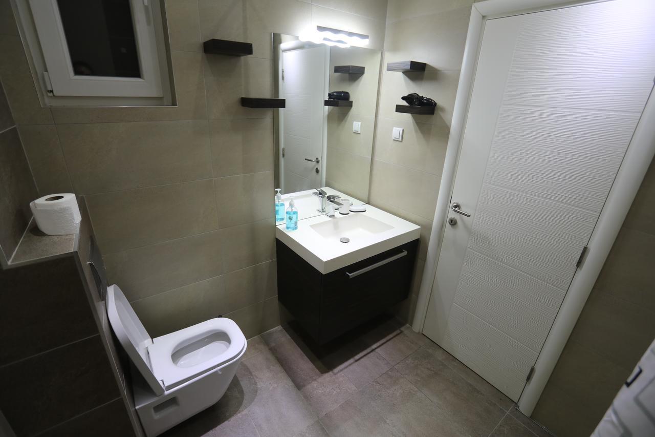 De Luxe Republic Square Apartment Of 100Sqm Belgrado Exterior foto